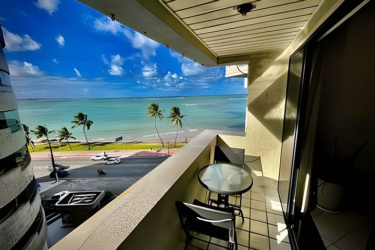 BEIRA MAR com vista incrível e conforto exclusivo