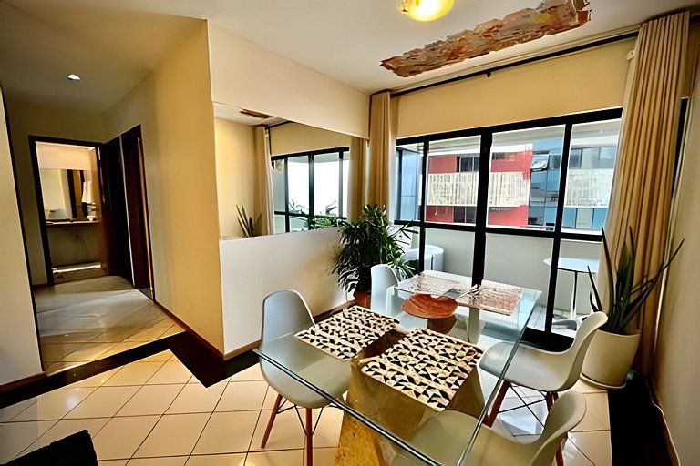 BEIRA MAR com vista incrível e conforto exclusivo