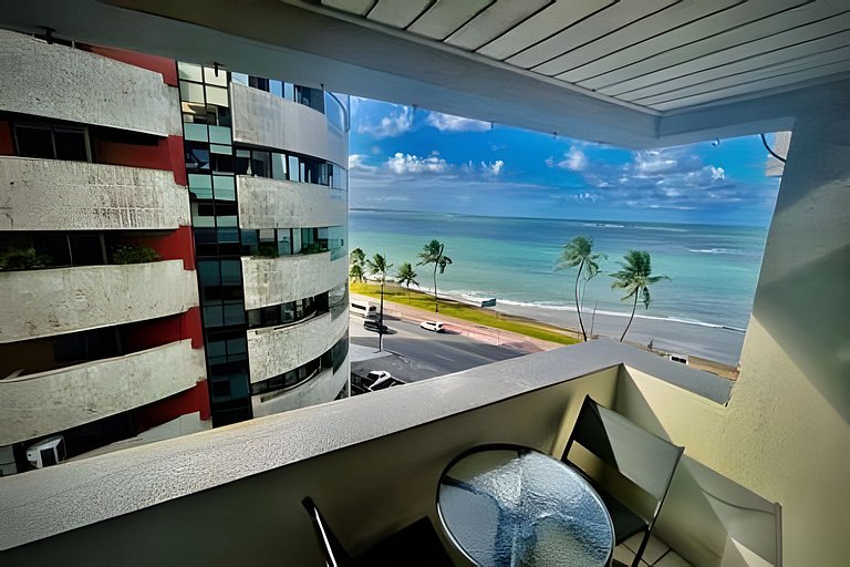 BEIRA MAR com vista incrível e conforto exclusivo