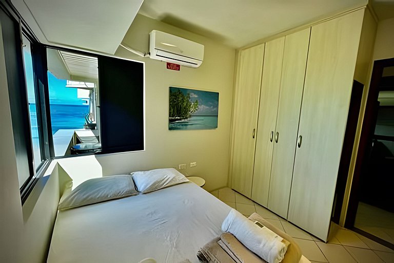 BEIRA MAR com vista incrível e conforto exclusivo